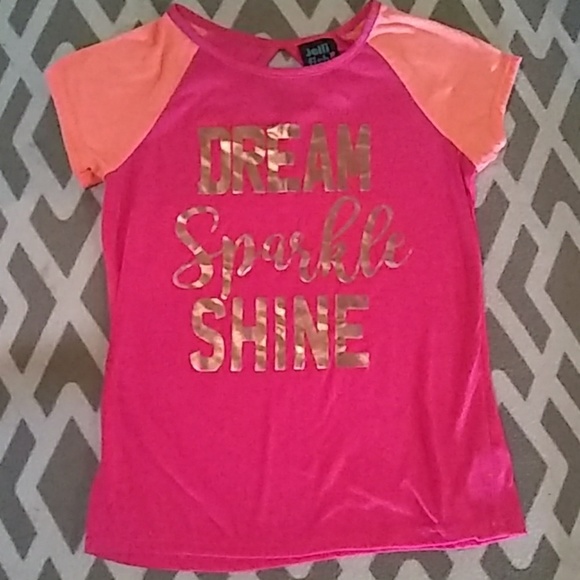 Tshirt - Picture 1 of 3